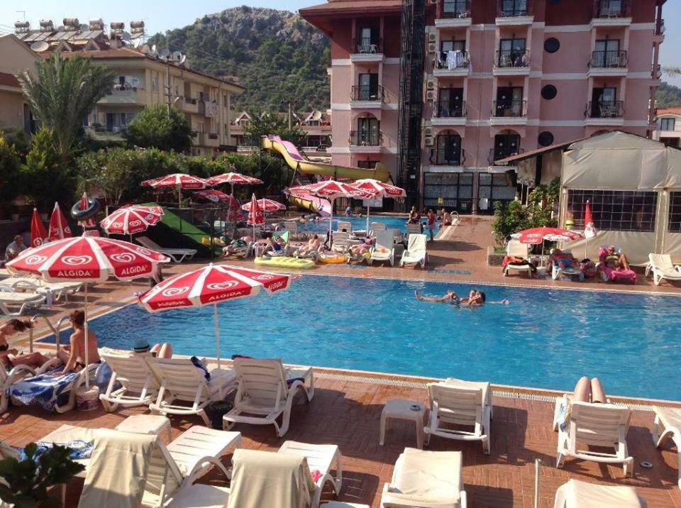 Club Chicago Hotel Marmaris Exterior foto