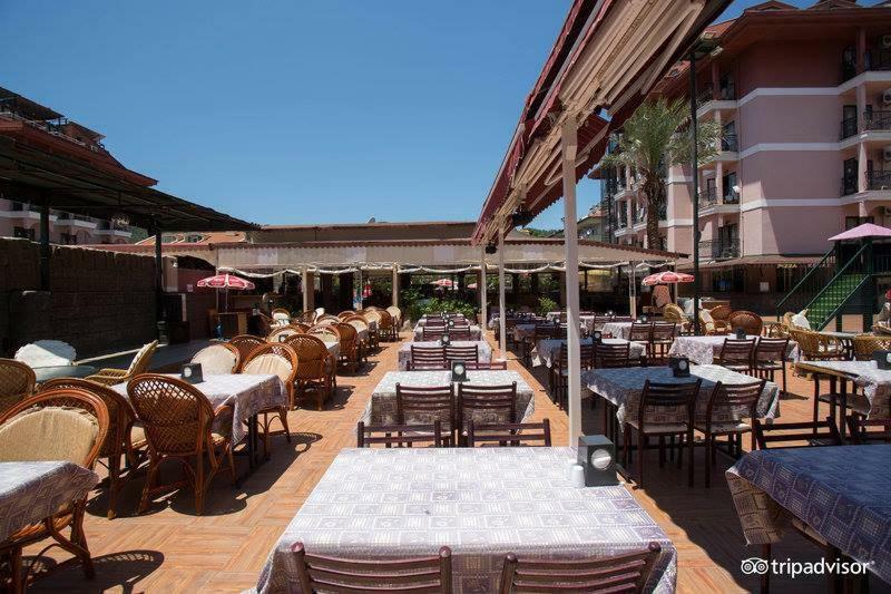 Club Chicago Hotel Marmaris Exterior foto